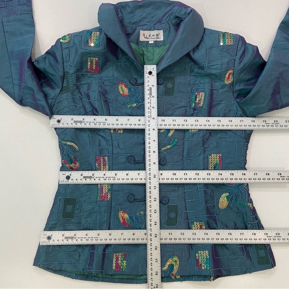 Stunning Nahong Mei blazer blue/purple/green embroidered & sequins details Large - Picture 13 of 16